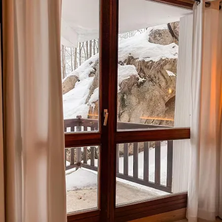 Cocon Renove Avec Balcon Au Coeur Des Pyrenees * フォン・ロム