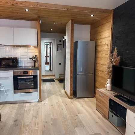 Cocon Renove Avec Balcon Au Coeur Des Pyrenees Font-Romeu-Odeillo-Via